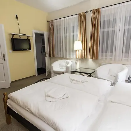 Apartma La Provence 3*
