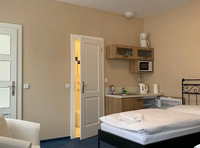 Aparthotel Apartma La Provence 3*